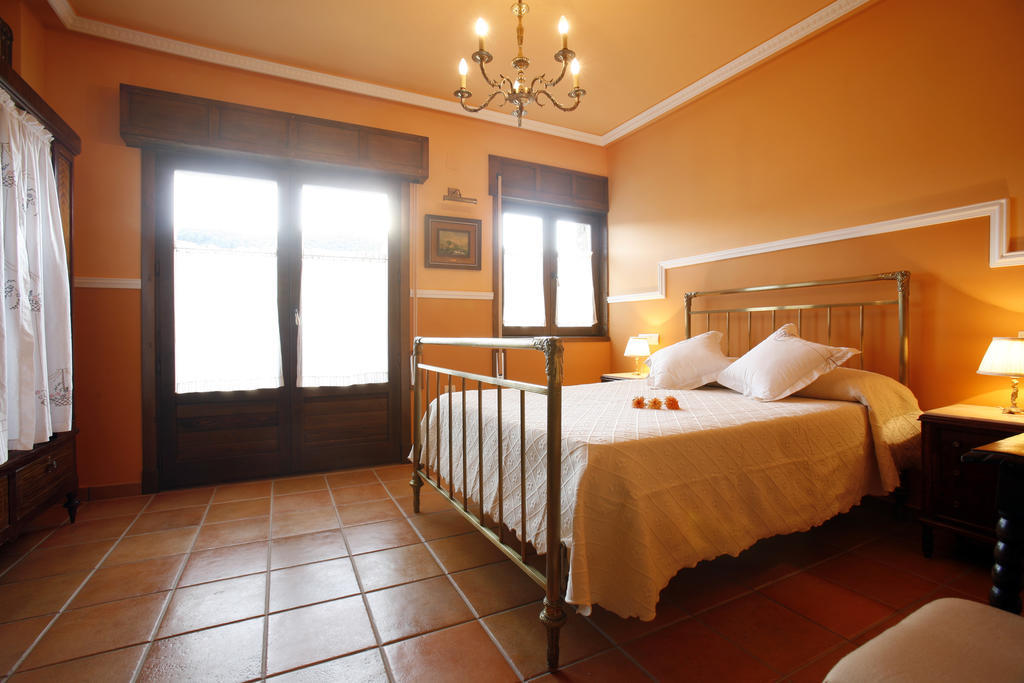 Villa Casa Felisa Pirineo Aragonés Santa Eulalia de Gállego Habitación foto