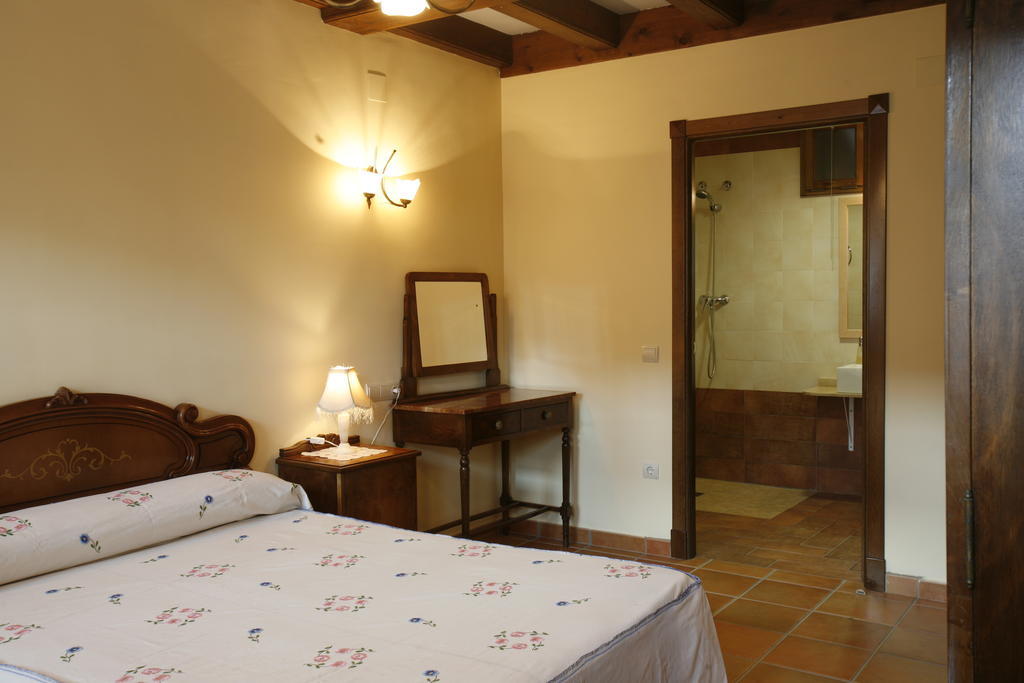 Villa Casa Felisa Pirineo Aragonés Santa Eulalia de Gállego Habitación foto