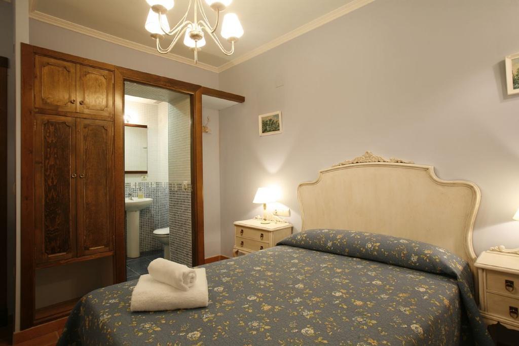 Villa Casa Felisa Pirineo Aragonés Santa Eulalia de Gállego Habitación foto